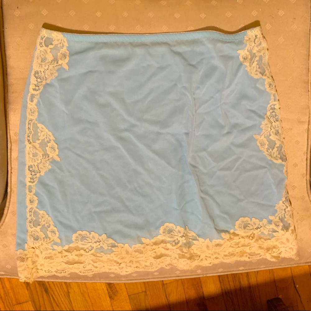 Vintage blue slip